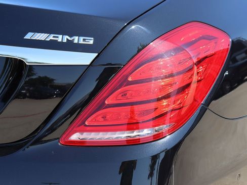 Used 2015 Mercedes-Benz S 63 AMG 4MATIC Sedan w/ Driver Assistance Package image 14