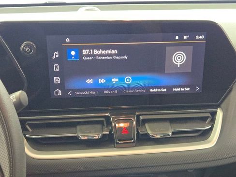 Used 2024 Chevrolet TrailBlazer LT image 27