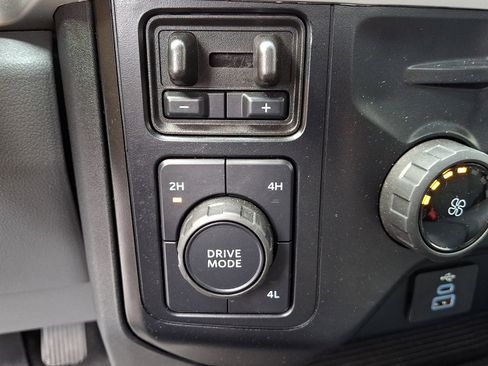 Certified 2024 Ford F450 XLT w/ FX4 Off-Road Package AWD/4WD image 23