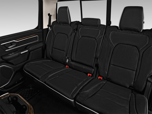 Used 2021 RAM 1500 Laramie w/ Sport Appearance Package AWD/4WD image 11