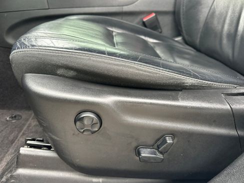 Used 2018 Jeep Grand Cherokee Limited image 13