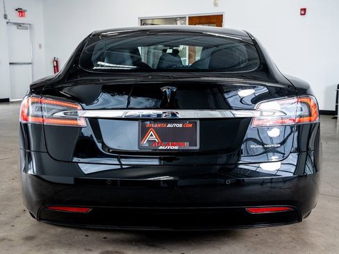 Used 2019 Tesla Model S AWD image 7