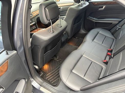 Used 2016 Mercedes-Benz E 350 Sedan image 30