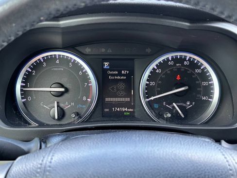 Used 2019 Toyota Highlander XLE FWD image 26
