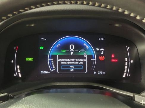 Used 2025 Toyota Camry SE FWD image 27