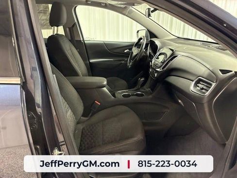 Used 2018 Chevrolet Equinox LT w/ Sun & Infotainment Package AWD/4WD image 18