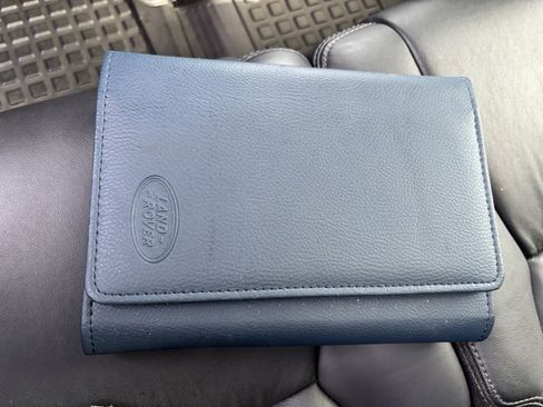 Used 2015 Land Rover LR4 HSE LUX image 23