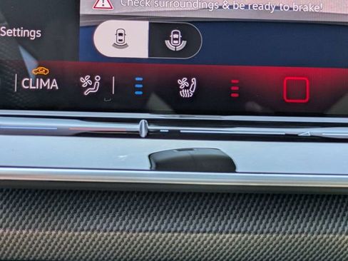 New 2026 Volkswagen GTI SE FWD image 23