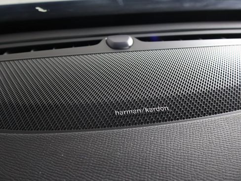 Used 2024 Volvo XC90 B6 Plus w/ Protection Package Premier image 50