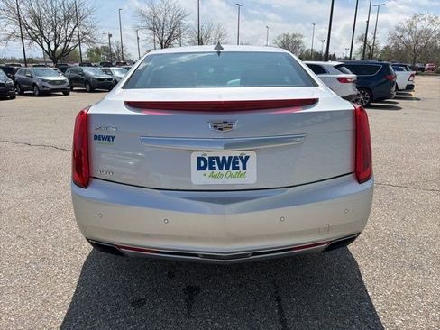 Used 2017 Cadillac XTS Luxury image 4