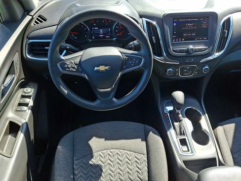 Used 2023 Chevrolet Equinox LT w/ LPO, Floor Liner Package FWD image 11
