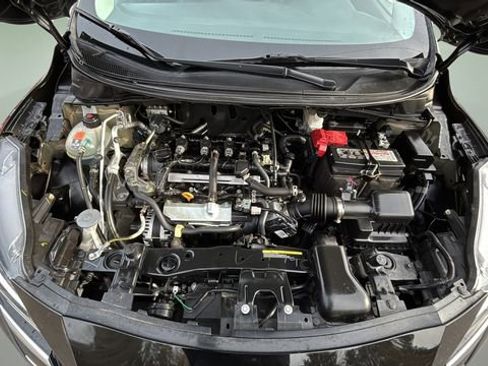 Used 2023 Nissan Versa SV image 32