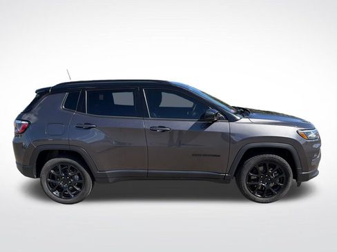 Used 2023 Jeep Compass Latitude AWD/4WD image 26