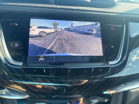 Used 2021 Cadillac XT6 Premium Luxury AWD/4WD image 22