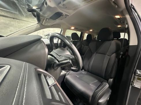 Used 2021 Subaru Ascent Premium w/ Convenience Package AWD/4WD image 14
