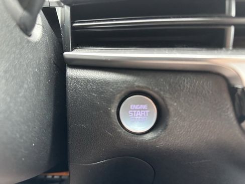 Certified 2024 Kia Sorento S image 35