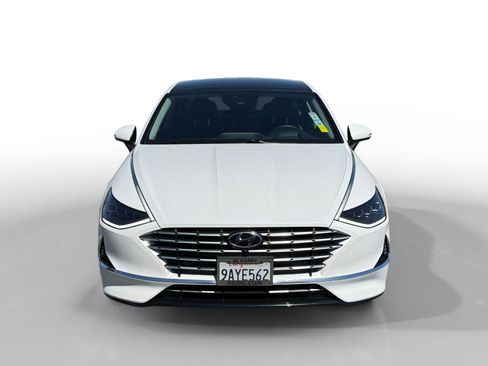 Certified 2022 Hyundai Sonata Limited w/ Cargo Package FWD image 8
