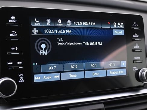 Used 2021 Honda Accord LX image 27