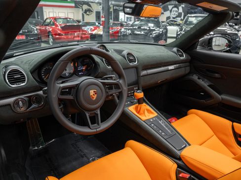 Used 2025 Porsche 718 Boxster Spyder RS RWD image 12