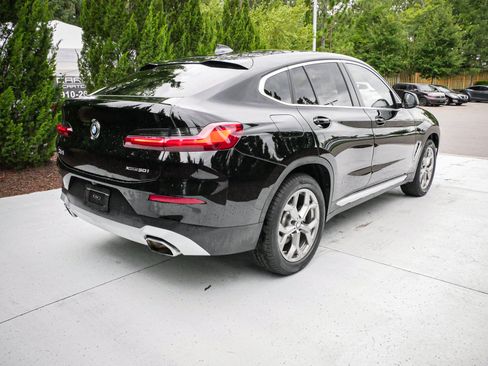 Used 2025 BMW X4 xDrive30i AWD/4WD image 11