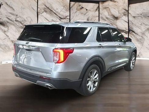 Used 2020 Ford Explorer Limited AWD/4WD image 8