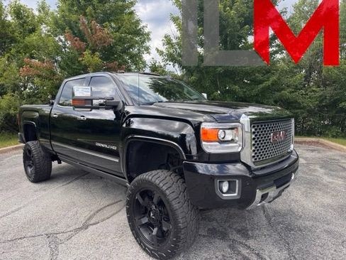 Used 2015 GMC Sierra 2500 Denali w/ Duramax Plus Package AWD/4WD image 1