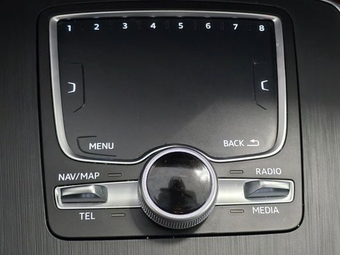 Used 2018 Audi Q5 2.0T Premium Plus w/ Premium Plus Package image 48