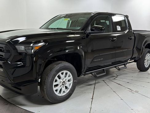 New 2026 Toyota Tacoma SR5 image 1