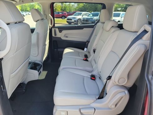 Used 2026 Honda Odyssey EX-L image 28