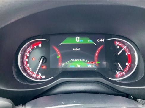 Used 2024 Toyota RAV4 XLE FWD image 25