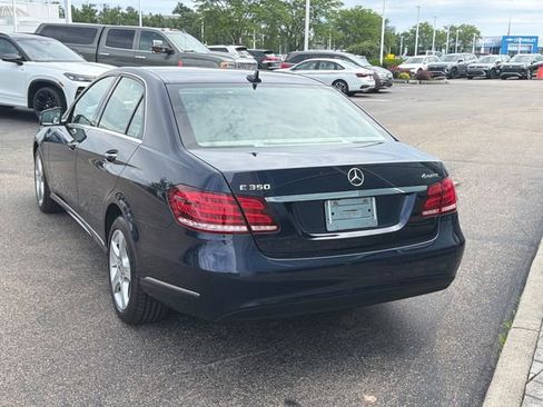 Used 2014 Mercedes-Benz E 350 4MATIC Sedan image 4