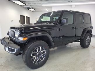 New 2025 Jeep Wrangler Sahara video 4