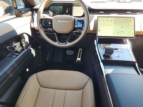 New 2026 Land Rover Range Rover Sport Dynamic SE AWD/4WD image 4