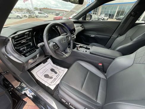 Used 2024 Lexus RX 350 Premium w/ Accessory Package (K3) FWD image 10