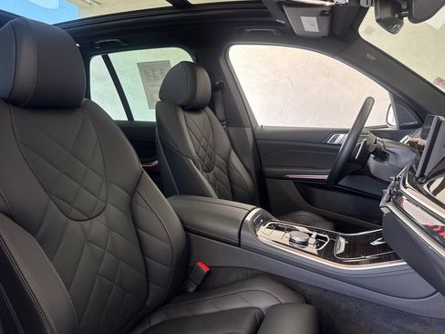 Used 2026 BMW X5 xDrive40i AWD/4WD image 27