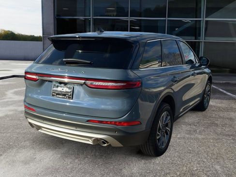 Used 2025 Lincoln Corsair Premiere image 7