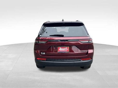 New 2025 Jeep Grand Cherokee Limited w/ Luxury Tech Group II image 5