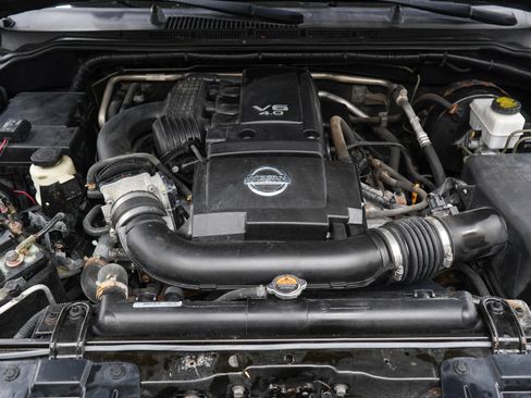 Used 2019 Nissan Frontier PRO-4X AWD/4WD image 31