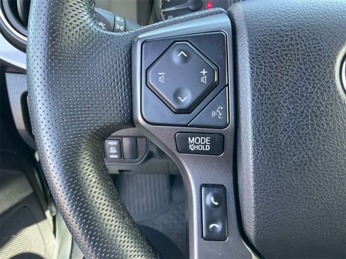 Used 2022 Toyota Tacoma TRD Sport w/ TRD Premium Sport Package image 29