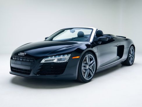 Used 2014 Audi R8 V8 image 16
