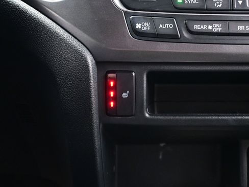 Used 2023 Honda Passport EX-L image 25