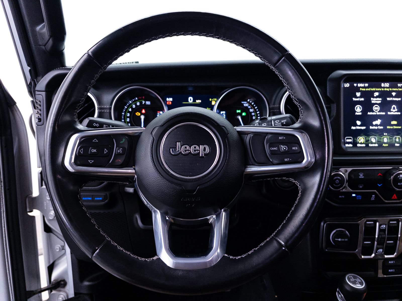 Used 2022 Jeep Wrangler Unlimited Sahara AWD/4WD image 37