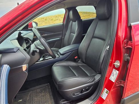 Used 2020 MAZDA CX-30 AWD w/ Preferred Package image 13