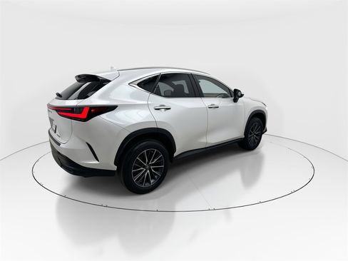 Used 2022 Lexus NX 250 FWD image 8