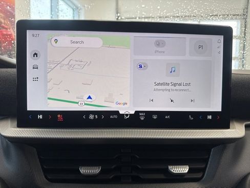 Used 2025 Ford Explorer ST-Line w/ ST-Line Street Pack image 24