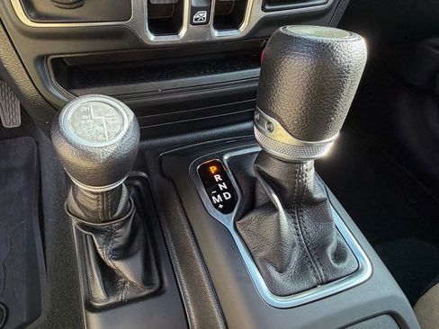 Used 2023 Jeep Wrangler Unlimited w/ Cold Weather Group image 28