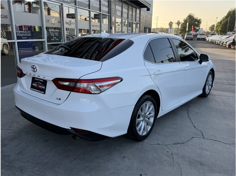 Used 2019 Toyota Camry LE FWD image 6