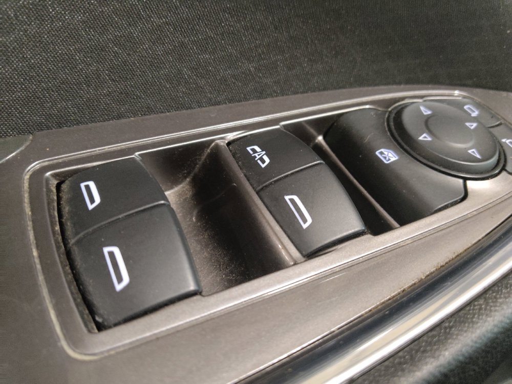 Used 2022 Chevrolet Malibu LT FWD image 27