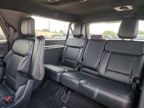 New 2026 Ford Expedition Max Platinum AWD/4WD image 5