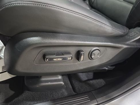 Used 2025 Honda CR-V EX-L image 12